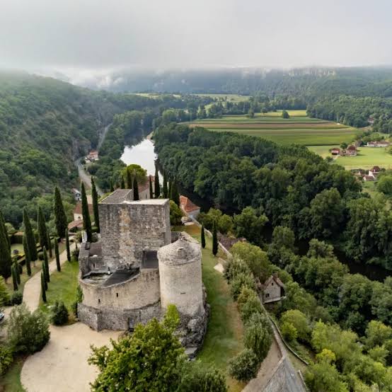 Ville Montbrun